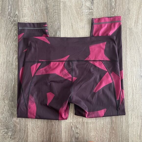 Lululemon All Sport Crop Leggings - Size 10 - Picture 6 of 7